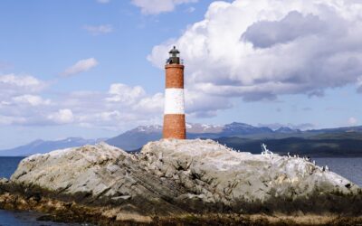 Datos del Faro Les Eclaireurs en chino